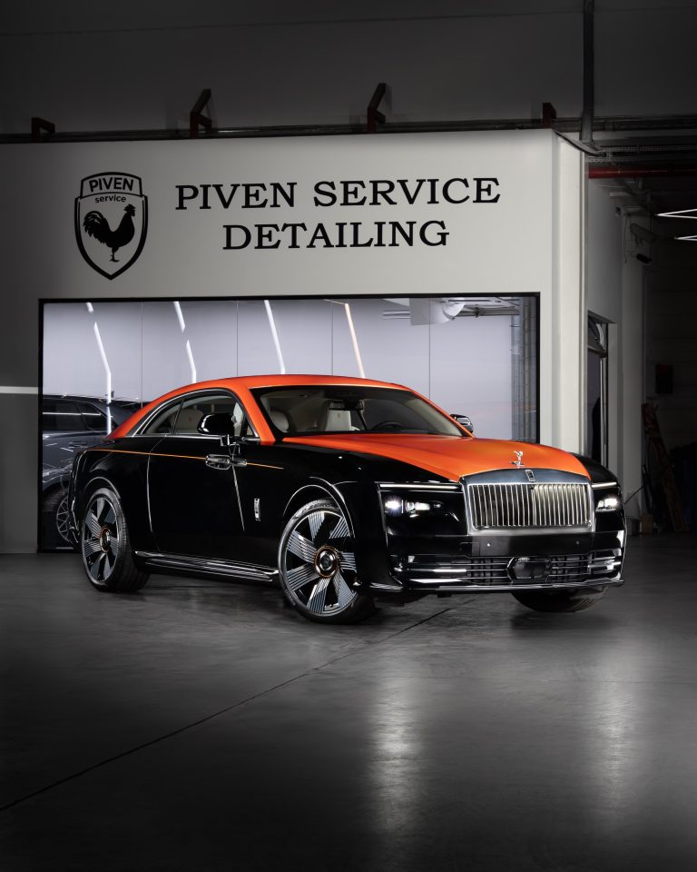 ROLLA ROYCE SPECTRE 768x960